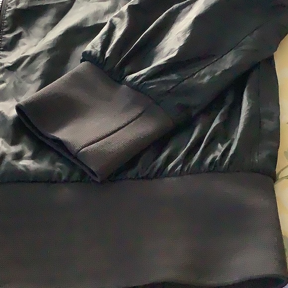 Nike “Windrunner” jacket - Picture 5 of 8